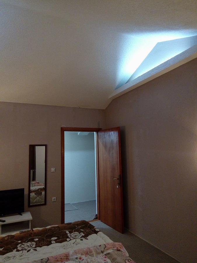 Kafana "Kaj Zoki" Bed & Breakfast Probistip ภายนอก รูปภาพ